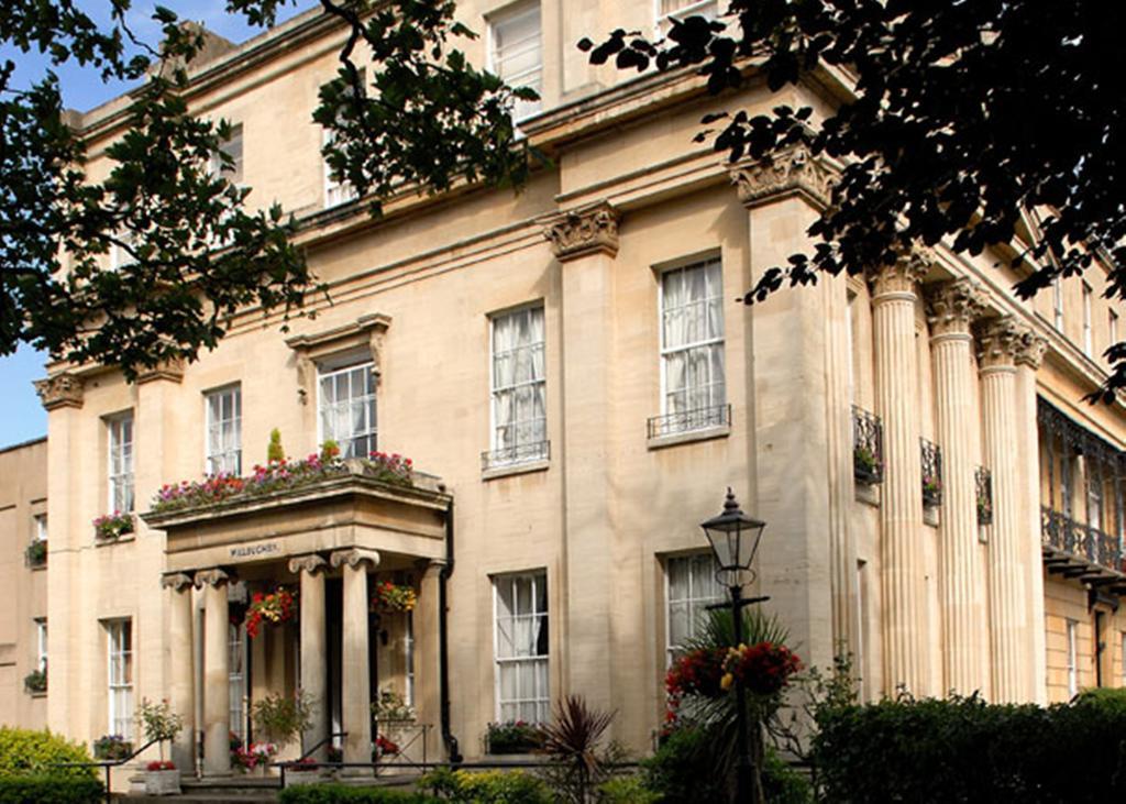 צ'לטנהם Willoughby House Hotel & Apartments מראה חיצוני תמונה